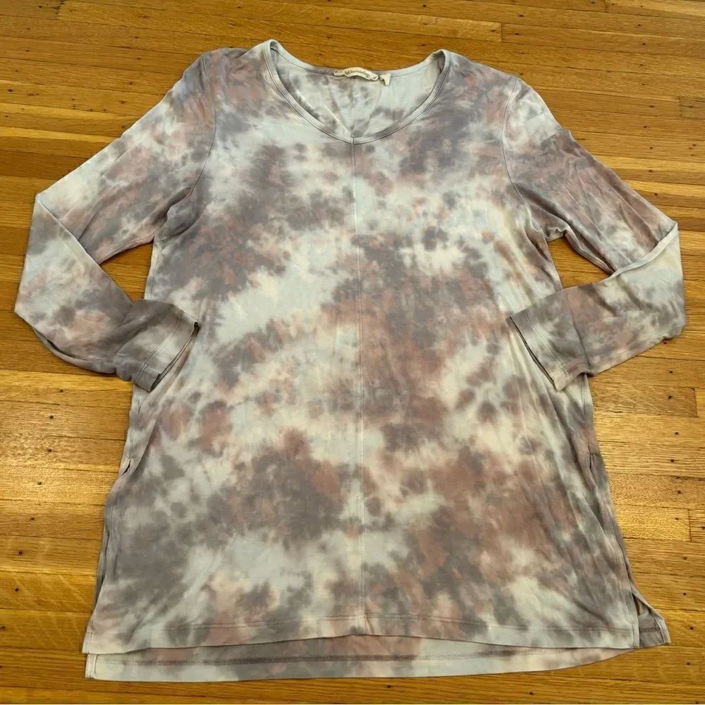Soft Surroundings tie dye long sleeve tunic top
